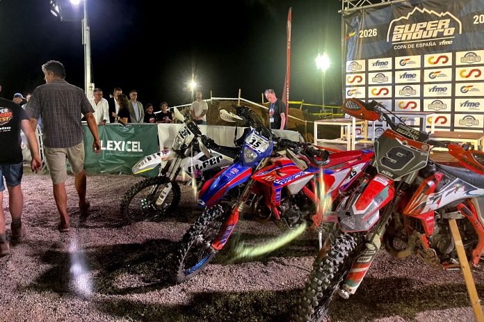 super enduro web