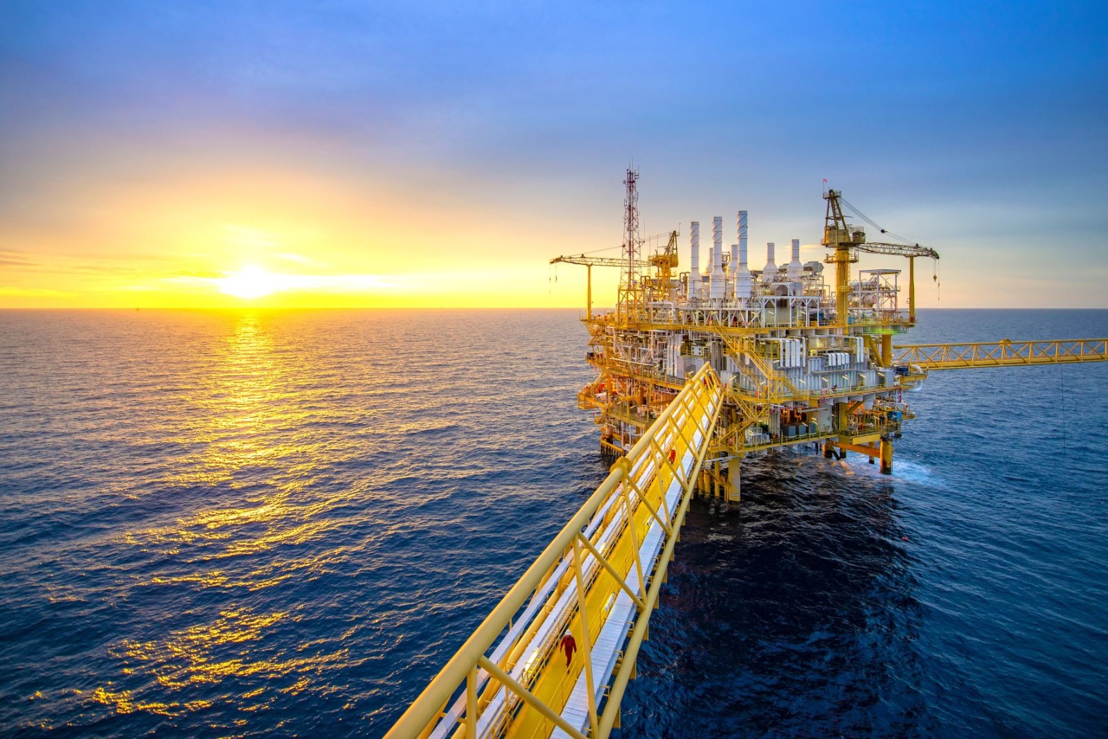INSTALACIONES OIL AND GAS 